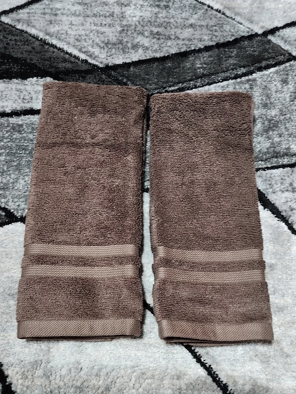 SONOMA SET-OF-2 SOLID BROWN CHOCOLATE COTTON HAND TOWELS